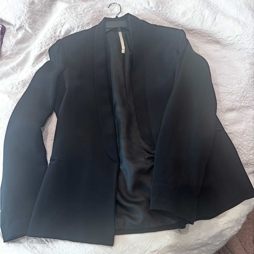 Truth and Pride Classic Black Blazer 100% silk size large
